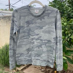 Sundry camo pullover size 0